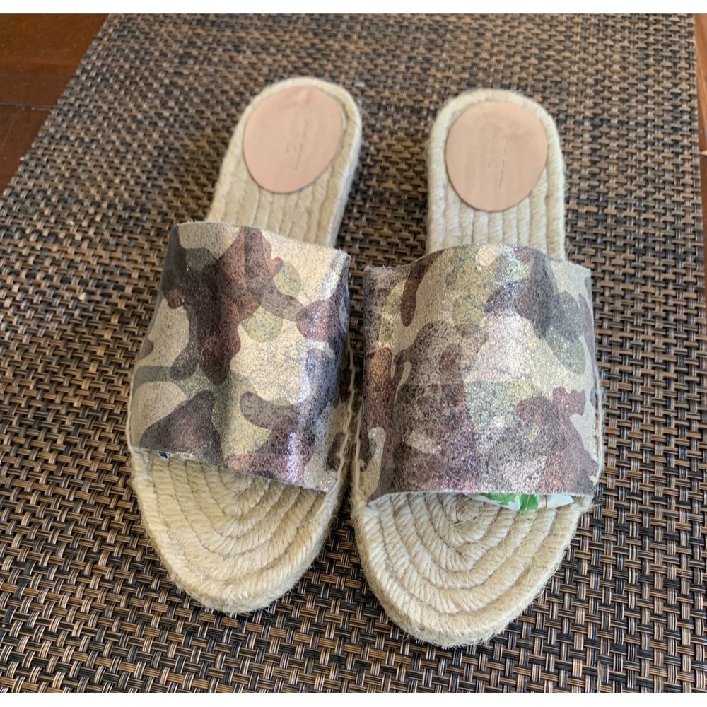 JCrew Camo‎ Metallic Espadrilles Sz 7